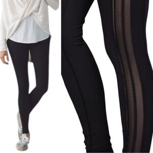 Lululemon Wunder Under Dise Stripe Pant Luxtreme Roll Down Black Size 2